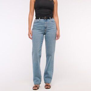Abercrombie Curve Love Ultra High Rise 90s Straight Jean